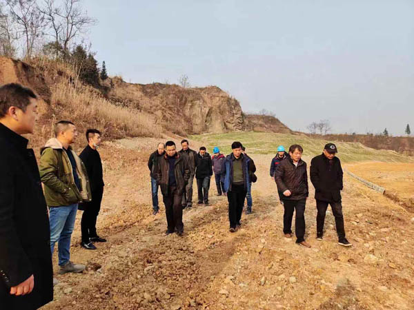 鳳礦鐵礦地質(zhì)環(huán)境綜合治理工程通過驗(yàn)收 鳳礦鐵礦地質(zhì)環(huán)境綜合治理工程通過驗(yàn)收