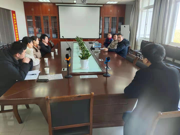 公司切實增強(qiáng)基層單位技術(shù)力量 公司切實增強(qiáng)基層單位技術(shù)力量