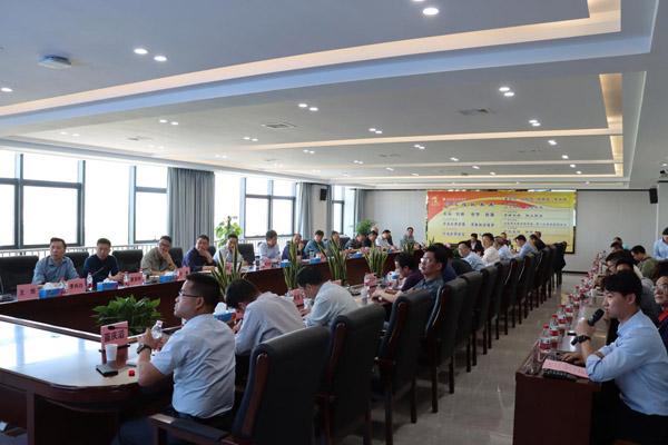 公司成功舉辦銅尾礦做道路材料應(yīng)用技術(shù)現(xiàn)場推介會 公司成功舉辦銅尾礦做道路材料應(yīng)用技術(shù)現(xiàn)場推介會