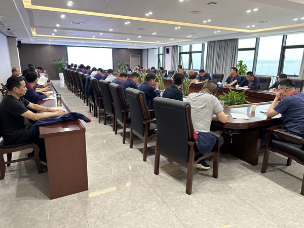 公司召開(kāi)安全、環(huán)保、職業(yè)衛(wèi)生工作會(huì)議 